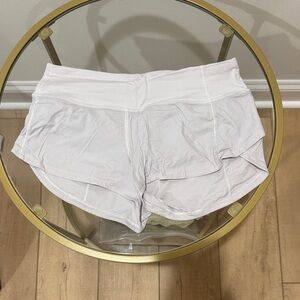 Lululemon Speed Up Low-Rise Lined Short 2.5” - White, Size 2